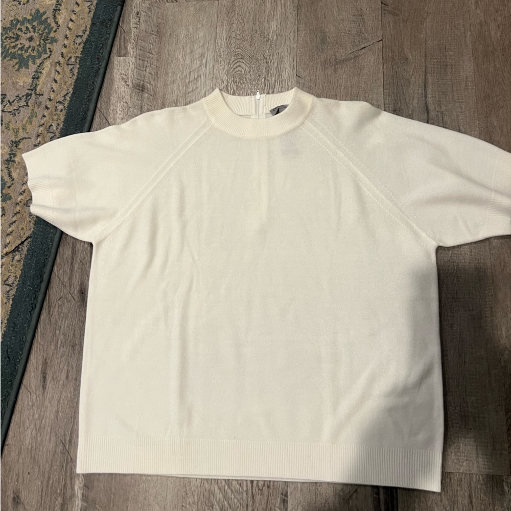 Designer original, soft, short sleeve, thin sweater, size XL